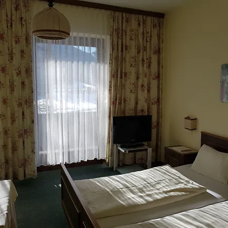 فندق Restaurant Stigenwirth 4*